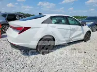 2021 Hyundai Elantra photo