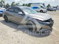 2021 Hyundai Elantra фото
