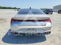 2021 Hyundai Elantra photo