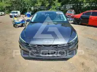 2021 Hyundai Elantra photo