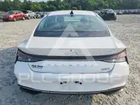 2021 Hyundai Elantra photo