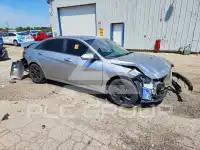 2021 Hyundai Elantra фото
