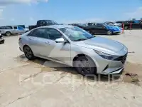 2021 Hyundai Elantra photo