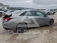 2021 Hyundai Elantra photo