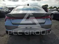 2021 Hyundai Elantra фото