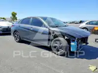 2021 Hyundai Elantra фото