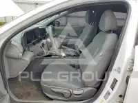 2021 Hyundai Elantra фото