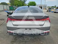 2021 Hyundai Elantra фото
