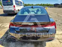 2021 Hyundai Elantra photo