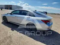 2021 Hyundai Elantra фото