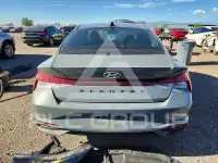 2021 Hyundai Elantra фото