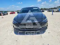 2021 Hyundai Elantra photo