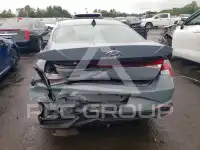 2021 Hyundai Elantra photo