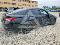 2021 Hyundai Elantra фото