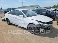 2021 Hyundai Elantra фото