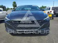 2021 Hyundai Elantra photo