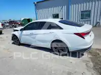 2021 Hyundai Elantra фото