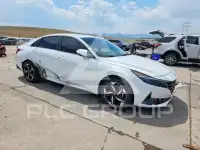 2021 Hyundai Elantra photo
