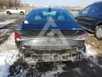2021 Hyundai Elantra photo