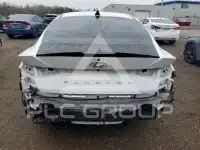2021 Hyundai Elantra фото