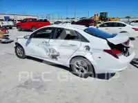 2021 Hyundai Elantra фото