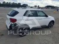 2021 Hyundai Venue фото