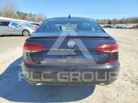 2021 Volkswagen Passat фото