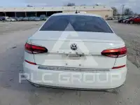 2021 Volkswagen Passat фото