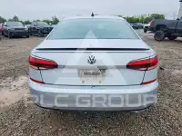 2021 Volkswagen Passat фото