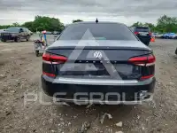 2021 Volkswagen Passat photo