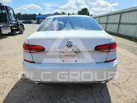 2021 Volkswagen Passat фото