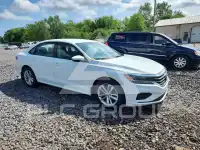 2021 Volkswagen Passat photo