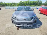 2021 Volkswagen Passat photo