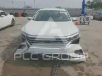 2021 Volkswagen Passat photo