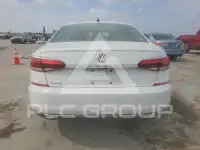 2021 Volkswagen Passat photo