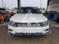 2021 Volkswagen Tiguan photo