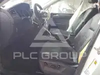 2021 Volkswagen Tiguan photo