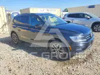 2021 Volkswagen Tiguan photo