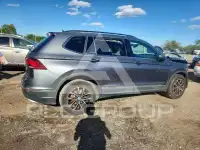 2021 Volkswagen Tiguan фото