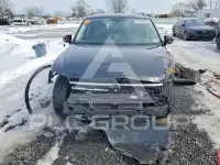 2021 Volkswagen Tiguan photo