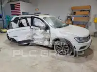 2021 Volkswagen Tiguan фото