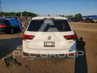 2021 Volkswagen Tiguan фото