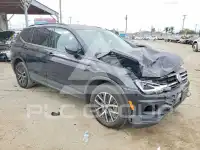 2021 Volkswagen Tiguan фото