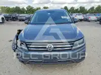 2021 Volkswagen Tiguan photo