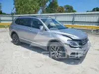 2021 Volkswagen Tiguan фото