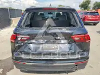 2021 Volkswagen Tiguan photo