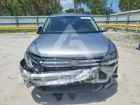 2021 Volkswagen Tiguan фото