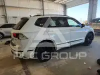 2021 Volkswagen Tiguan photo