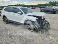 2021 Volkswagen Tiguan photo