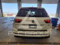 2021 Volkswagen Tiguan photo